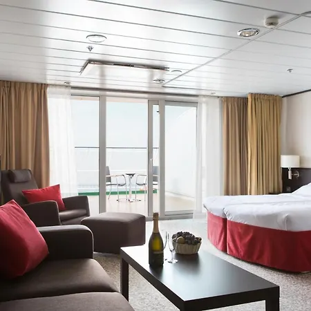 Tallink Ferry -tallinn 2 Nights Return Cruise To Stockholm * تالين