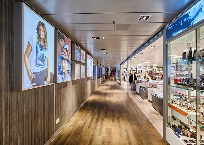  Tallink Ferry -tallinn 2 Nights Return Cruise To Stockholm タリン