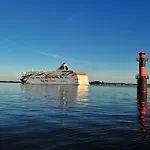 Tallink Ferry -tallinn 2 Nights Return Cruise To Stockholm *